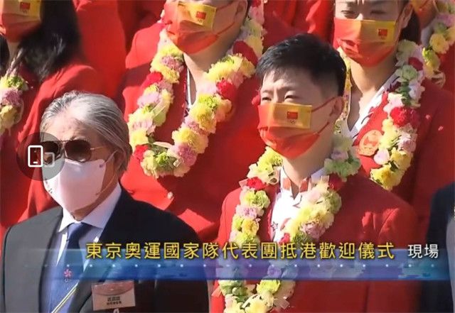 在后面享受的老婆